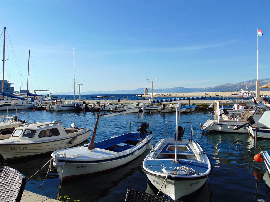 Apartments Mare Postira Kültér fotó